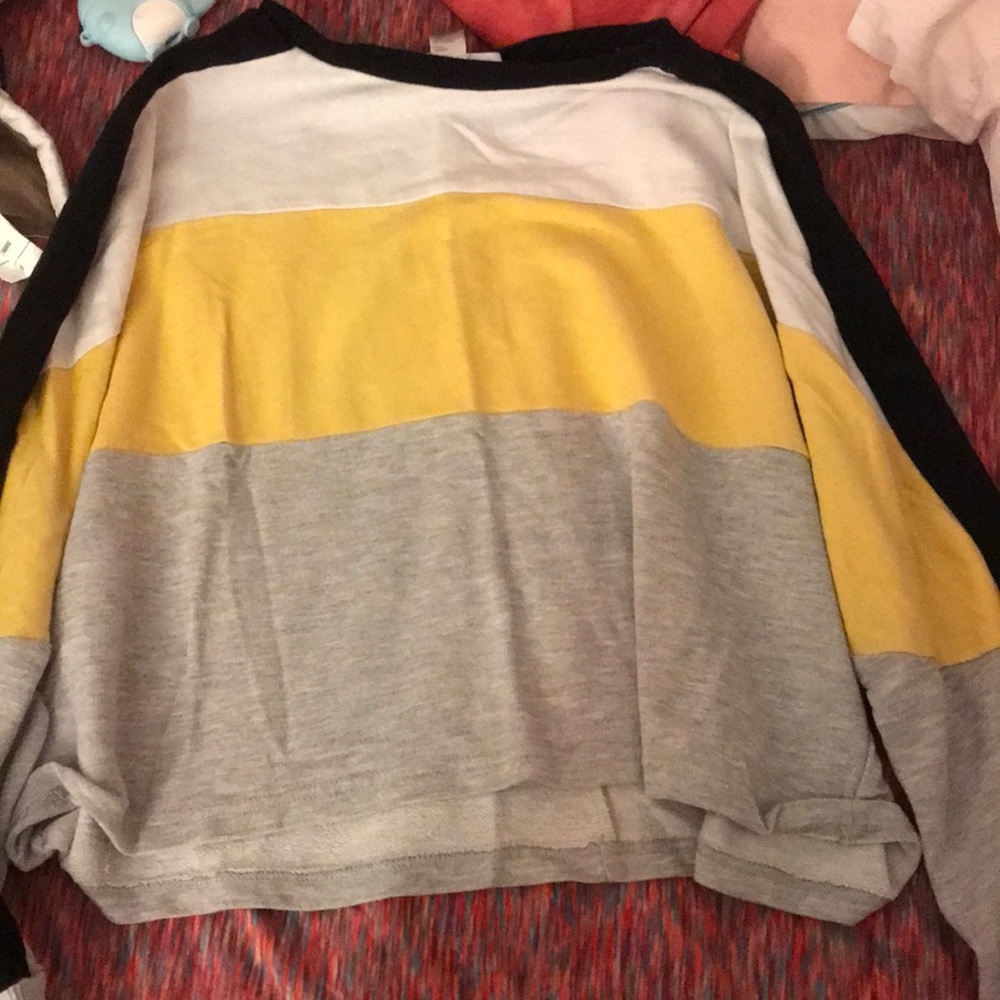 Cropped sweater